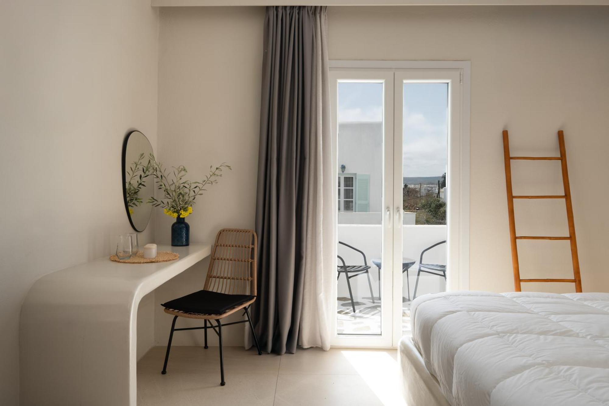 Hotel Paridian Elegant Living à Páros Extérieur photo