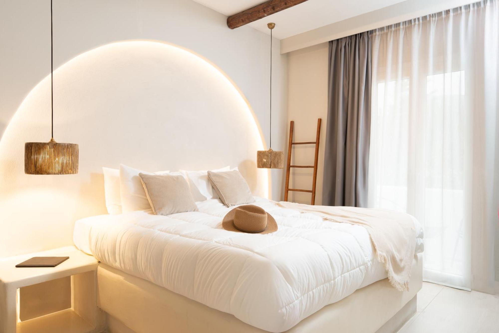 Hotel Paridian Elegant Living à Páros Extérieur photo